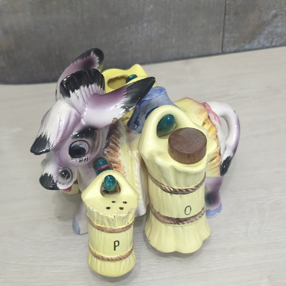 Vintage Ceramic Donkey Salt & Paper Shaker With Oil And Vinegar Dispensers - Picture 2 of 16
